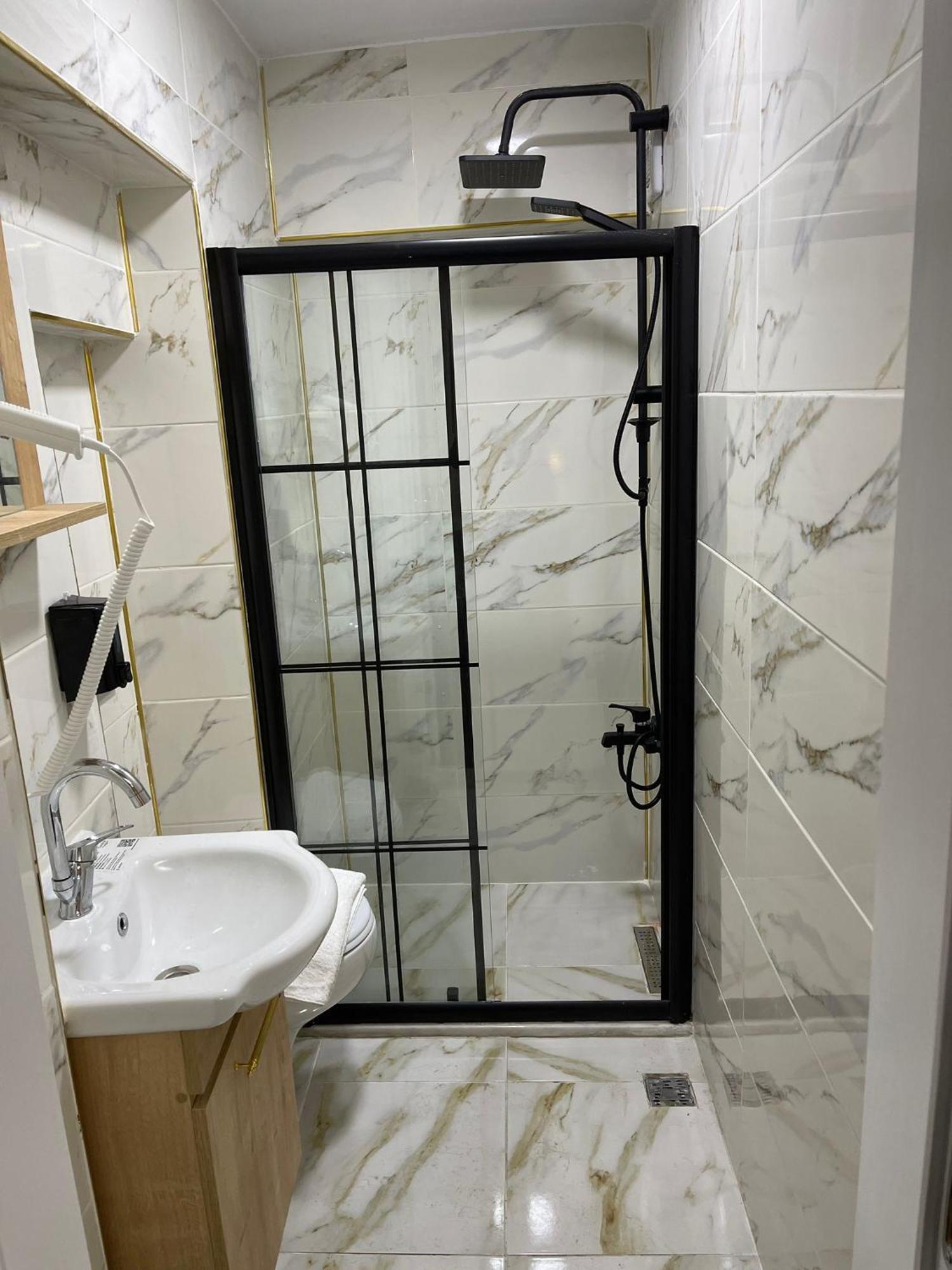 Taksim Rain Hause Aparthotel Istanbul Ngoại thất bức ảnh